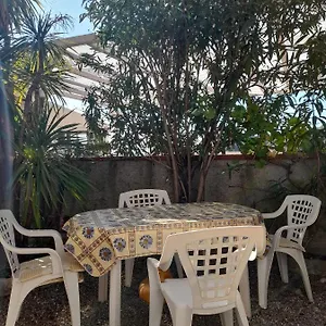 https://la-casetta-della-san-bartolomeo-al-mare.hotelitalianriviera.com